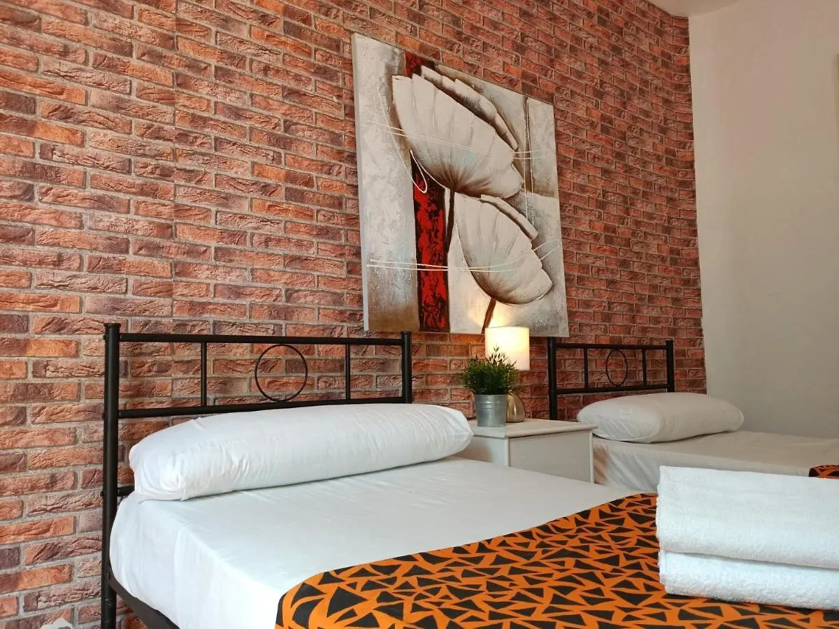 Diagonal House Hostel Barcelona