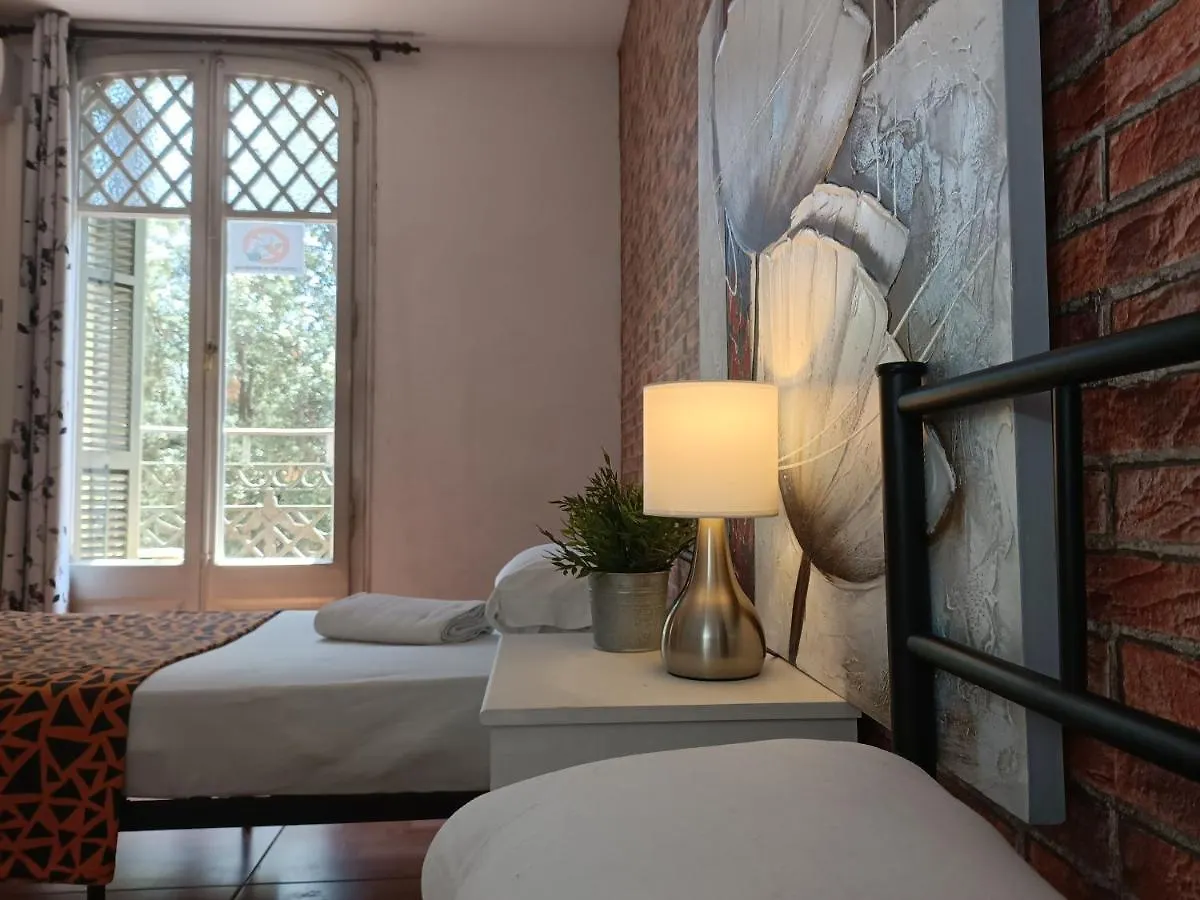 Diagonal House Hostel Barcelona