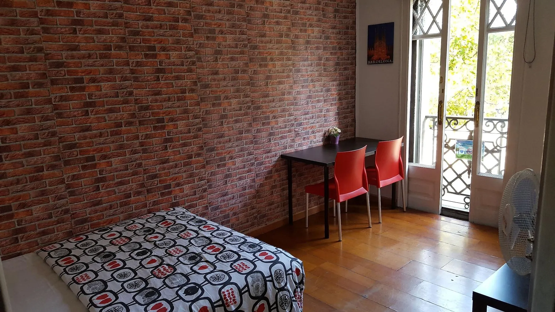 Diagonal House Hostel Barcelona 0*,  Spain