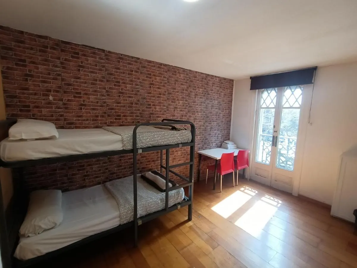 Diagonal House Hostel Barcelone