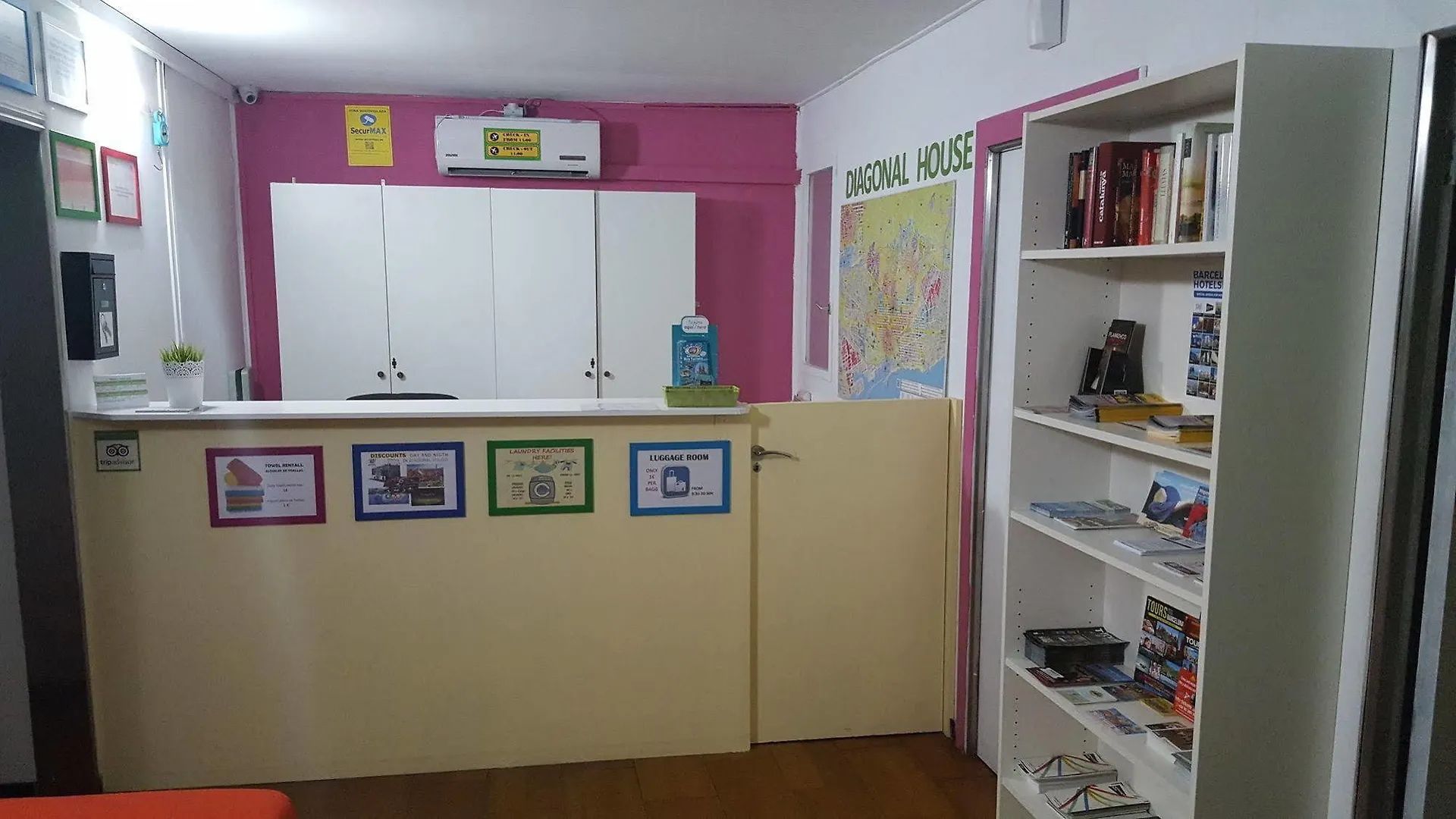 Diagonal House Hostel Barcelona